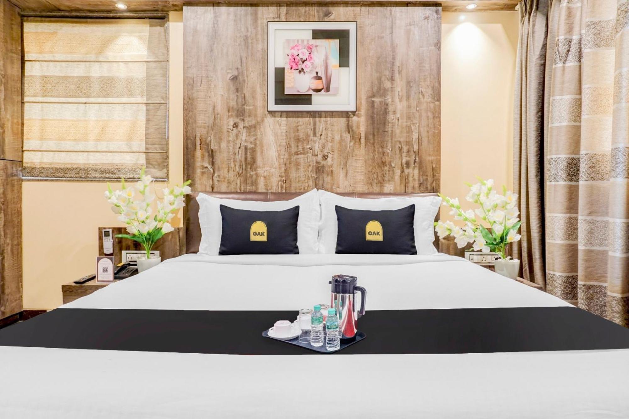 Hotel Marina Near Igi Airport Delhi Ню Делхи Екстериор снимка