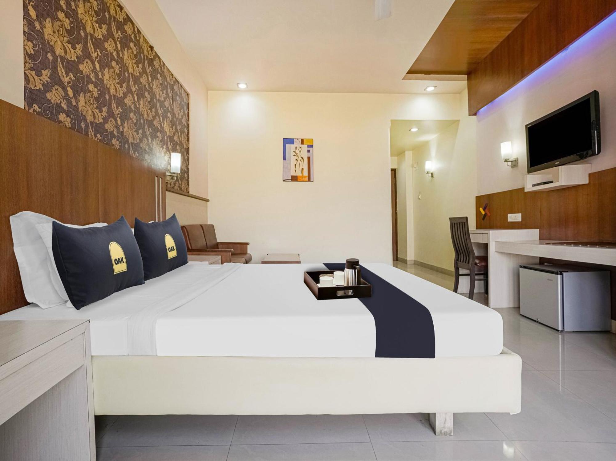 Hotel Marina Near Igi Airport Delhi Ню Делхи Екстериор снимка