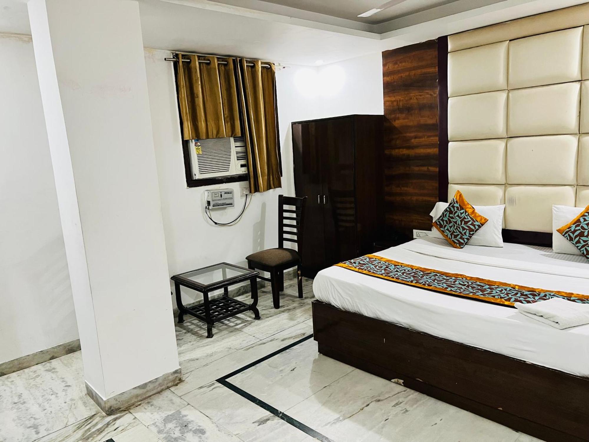 Hotel Marina Near Igi Airport Delhi Ню Делхи Екстериор снимка