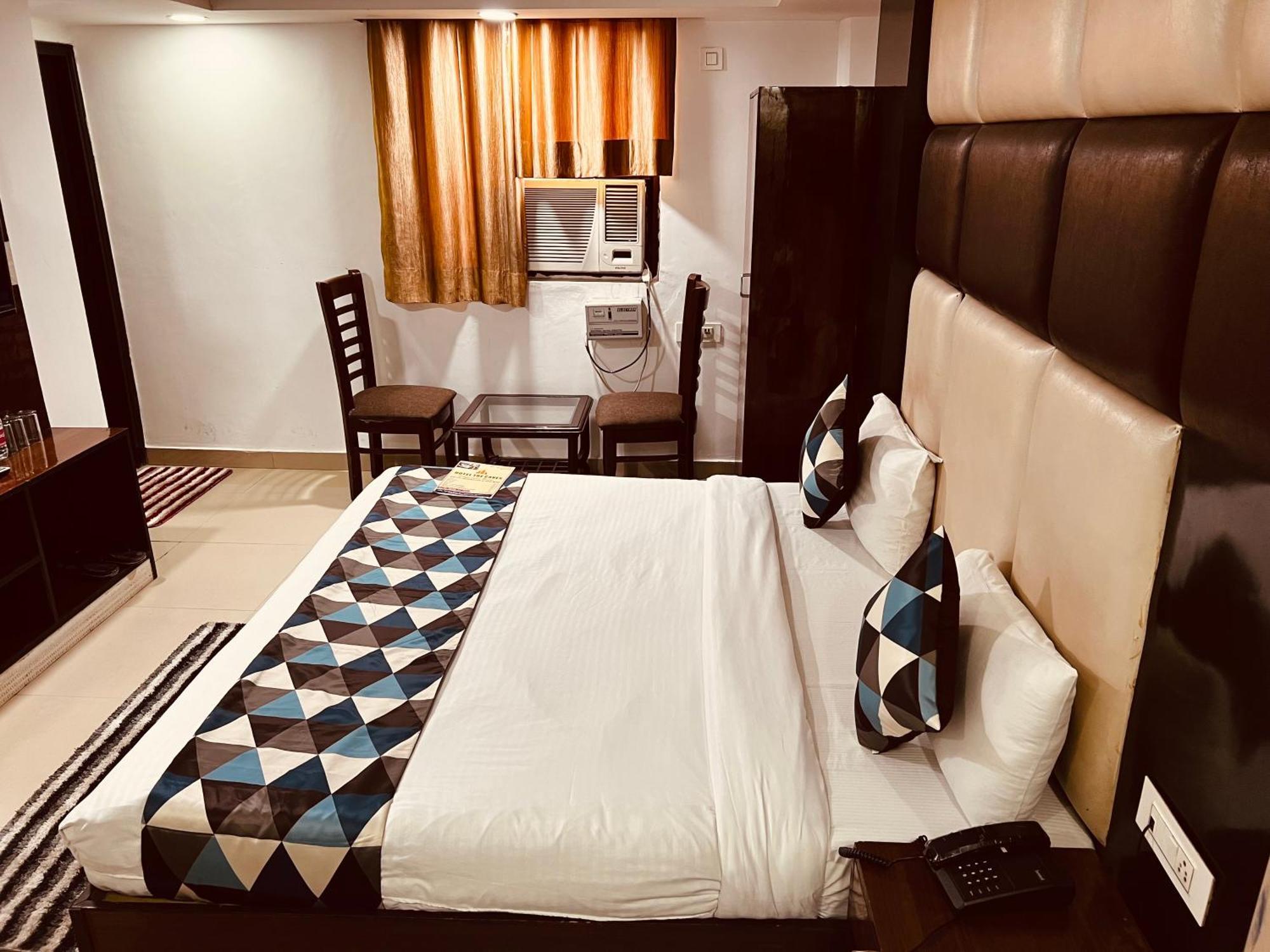 Hotel Marina Near Igi Airport Delhi Ню Делхи Екстериор снимка